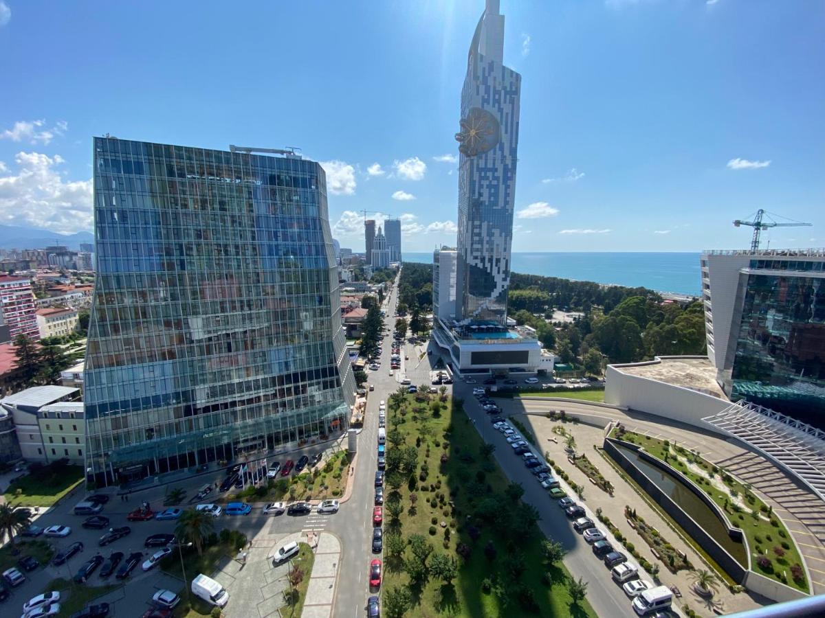 Apartment In Porta Batumi Tower Buitenkant foto