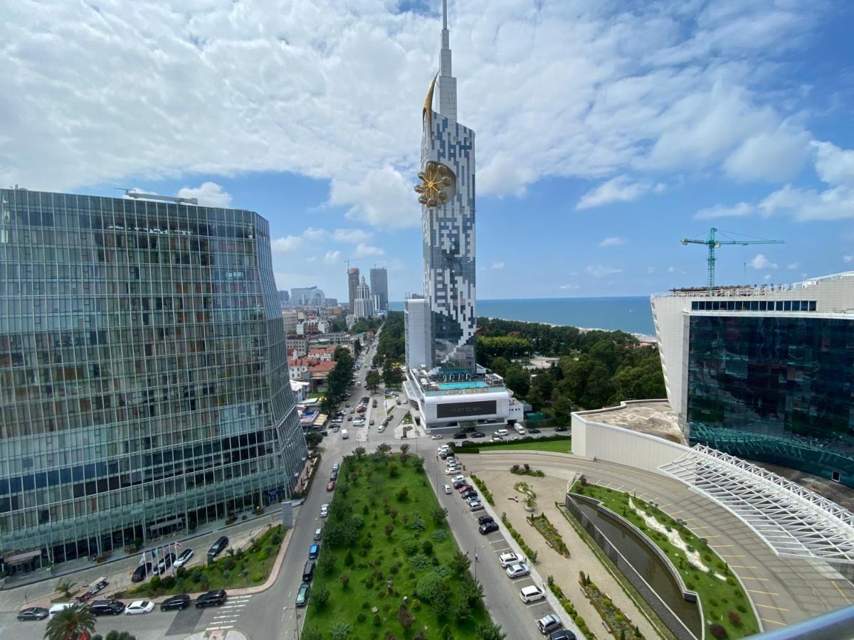 Apartment In Porta Batumi Tower Buitenkant foto