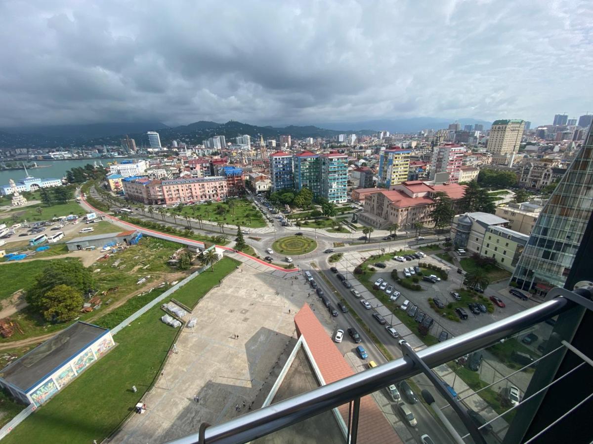 Apartment In Porta Batumi Tower Buitenkant foto